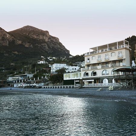 Taverna Del Capitano Marina del Cantone Extérieur photo